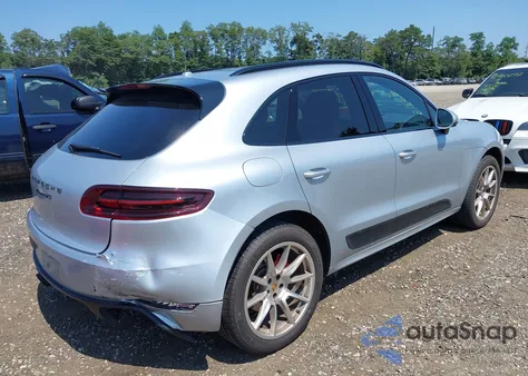 2017 Porsche Macan Gts z USA, uszkodzony, nr VIN WP1AG2A52HLB56068